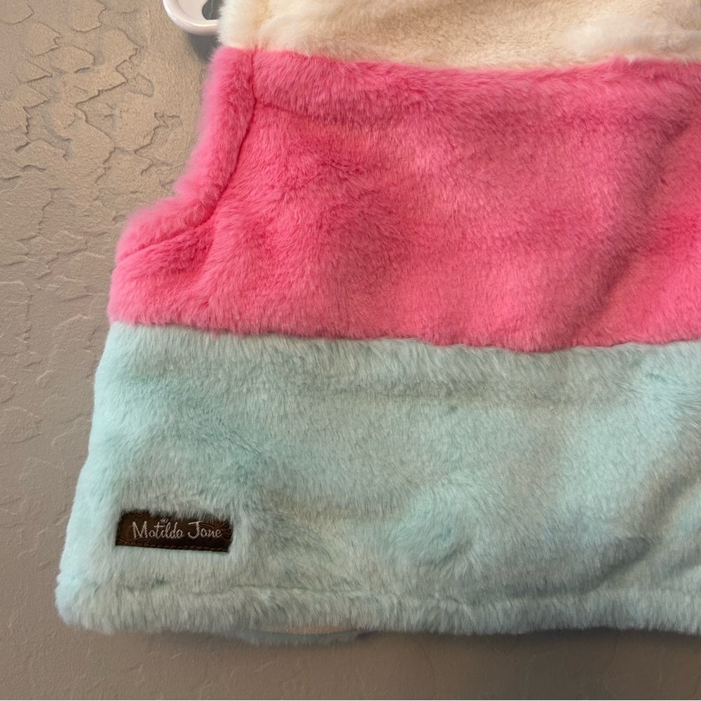Matilda Jane gumdrop lane striped faux fur and polka dot reversible vest size 4 - Picture 11 of 14